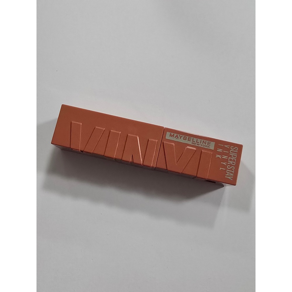 Maybelline Super Stay Vinyl Ink Lipstick 100 Charmed New
